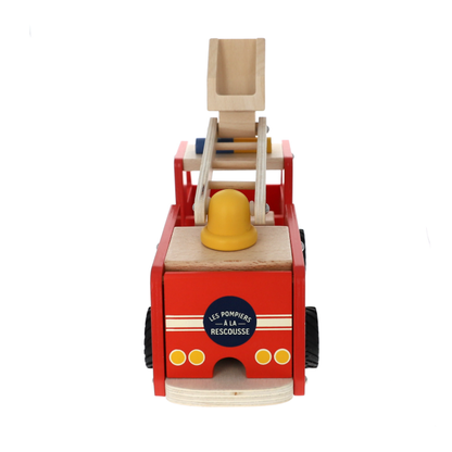 Camion de pompiers en bois rouge