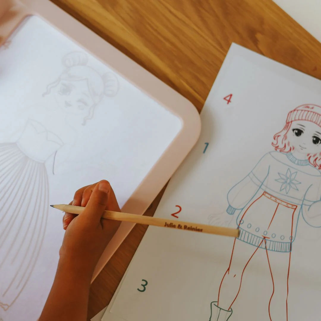 KIDYDRAW-PRO - Tablette lumineuse « Let's draw fashion »