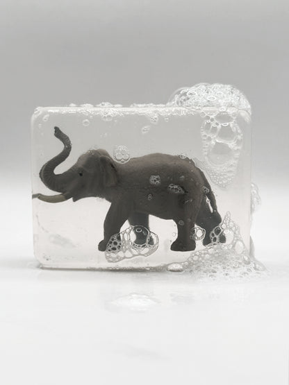 Savon transparent avec figurine - Animaux sauvages
