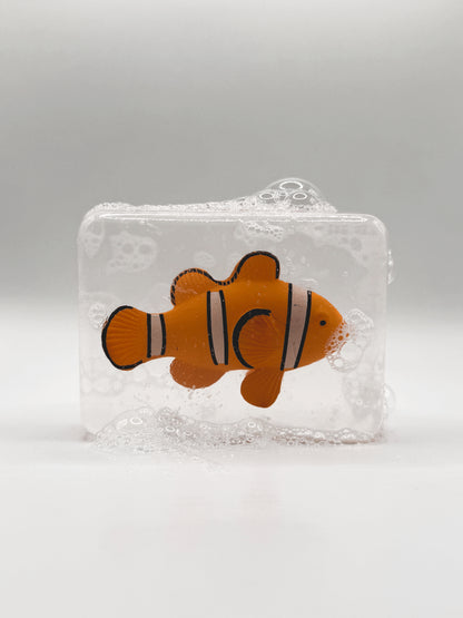 Savon transparent avec figurine - Animaux nordiques/marins