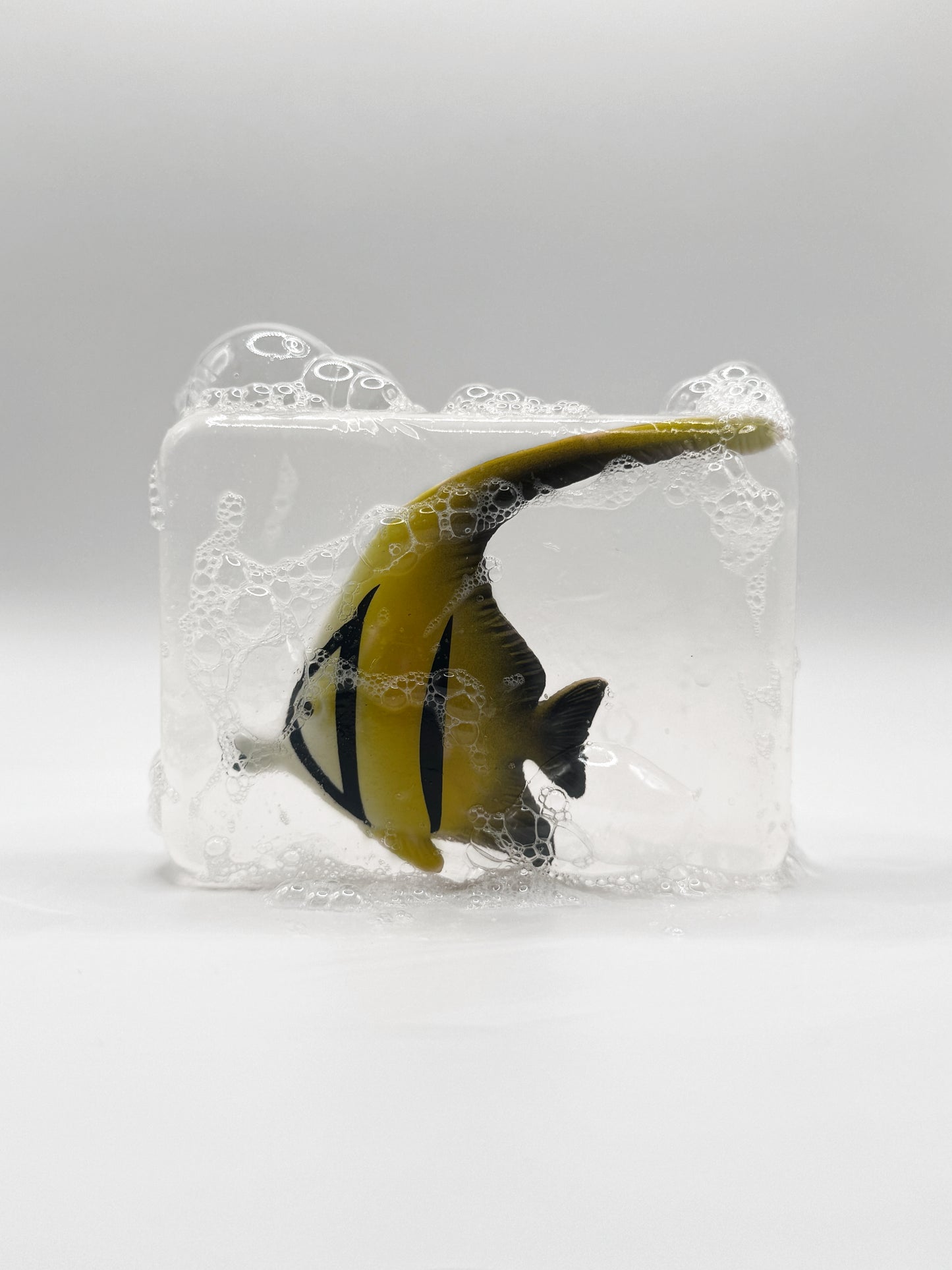 Savon transparent avec figurine - Animaux nordiques/marins